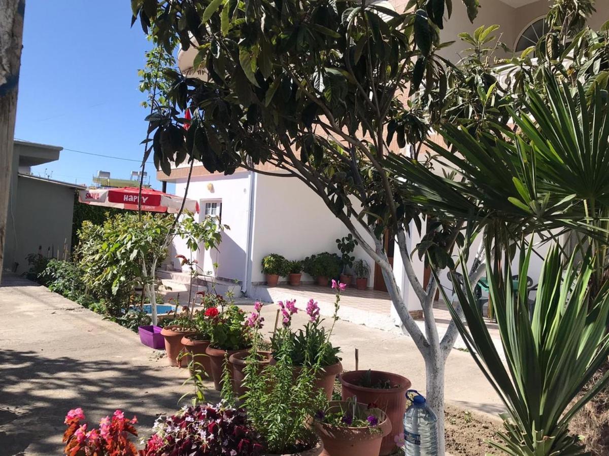Hotel Colombo Vlorë Exterior foto